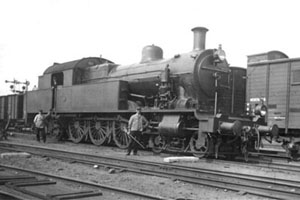 Lok serie 6100 rond 1935 in Hilversum.